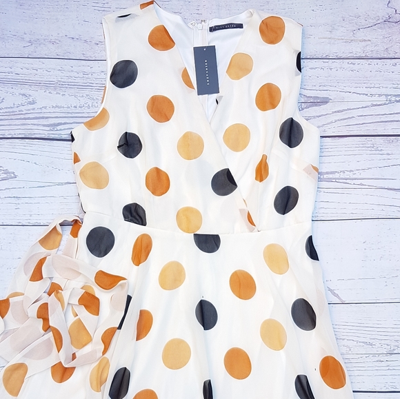 *Host Pick* Suzy Shier Dress - Picture 7 of 8